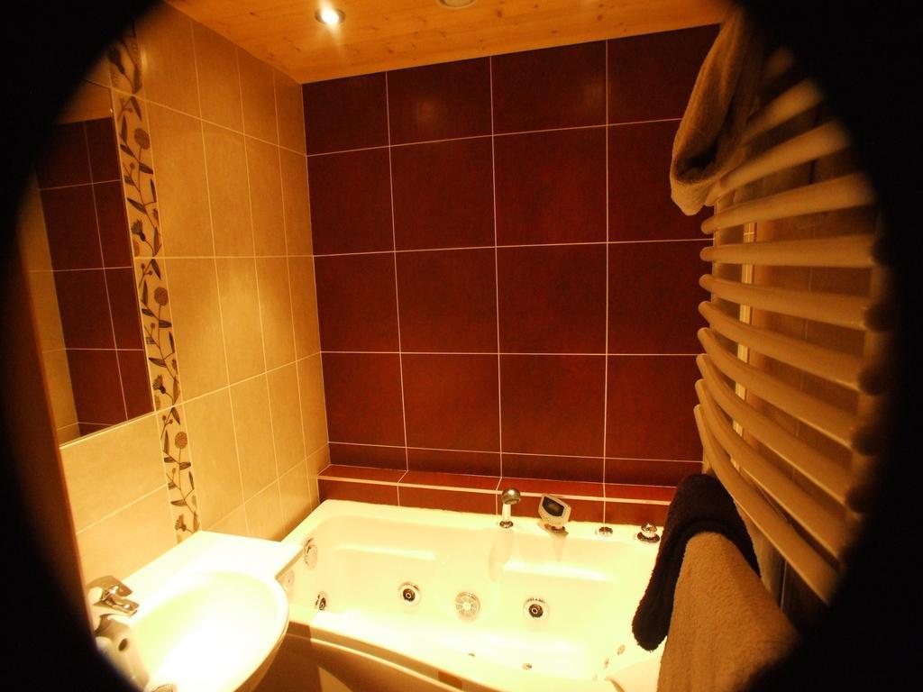 Accueil Savoyard Hotel Mieussy Værelse billede